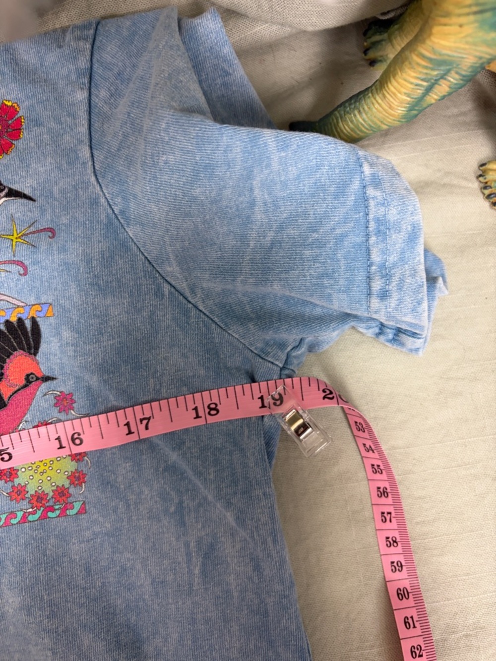 Sabaku Artwear Light Blue Tee with Multicolor Bird & Floral Graphic | Small - Picture 11 of 11